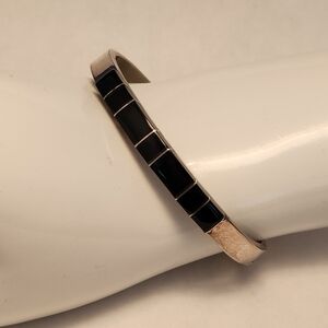 Stunning Hinged Mexican Sterling and Onyx Bracelet